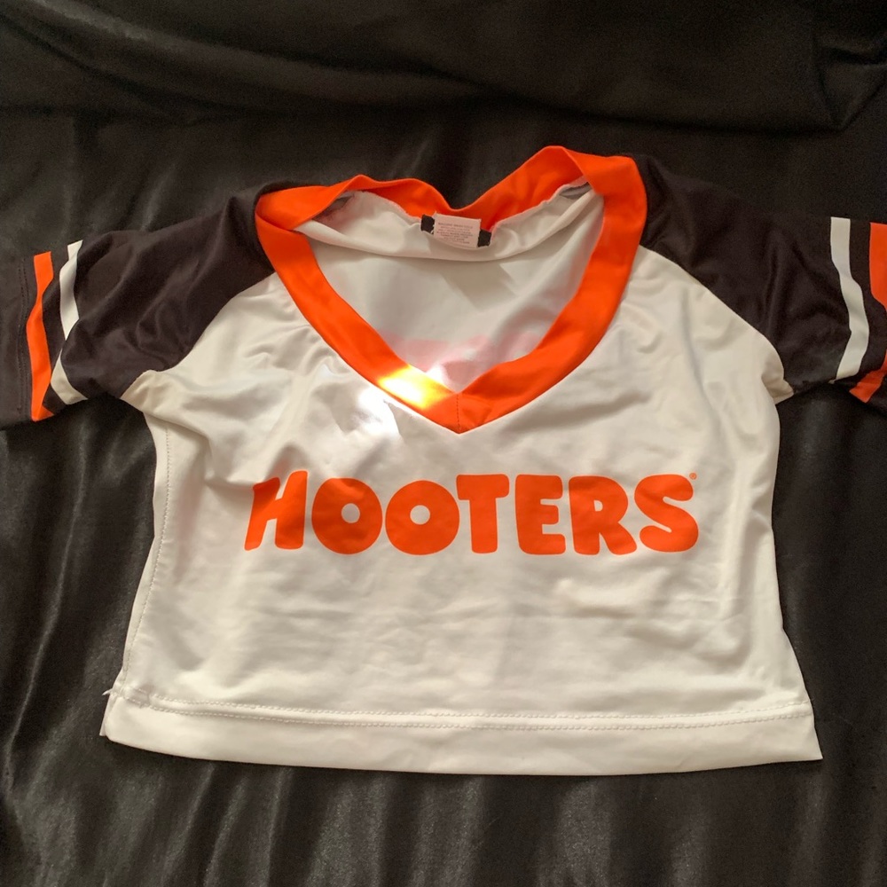 Used Hooters jersey - size xx-small